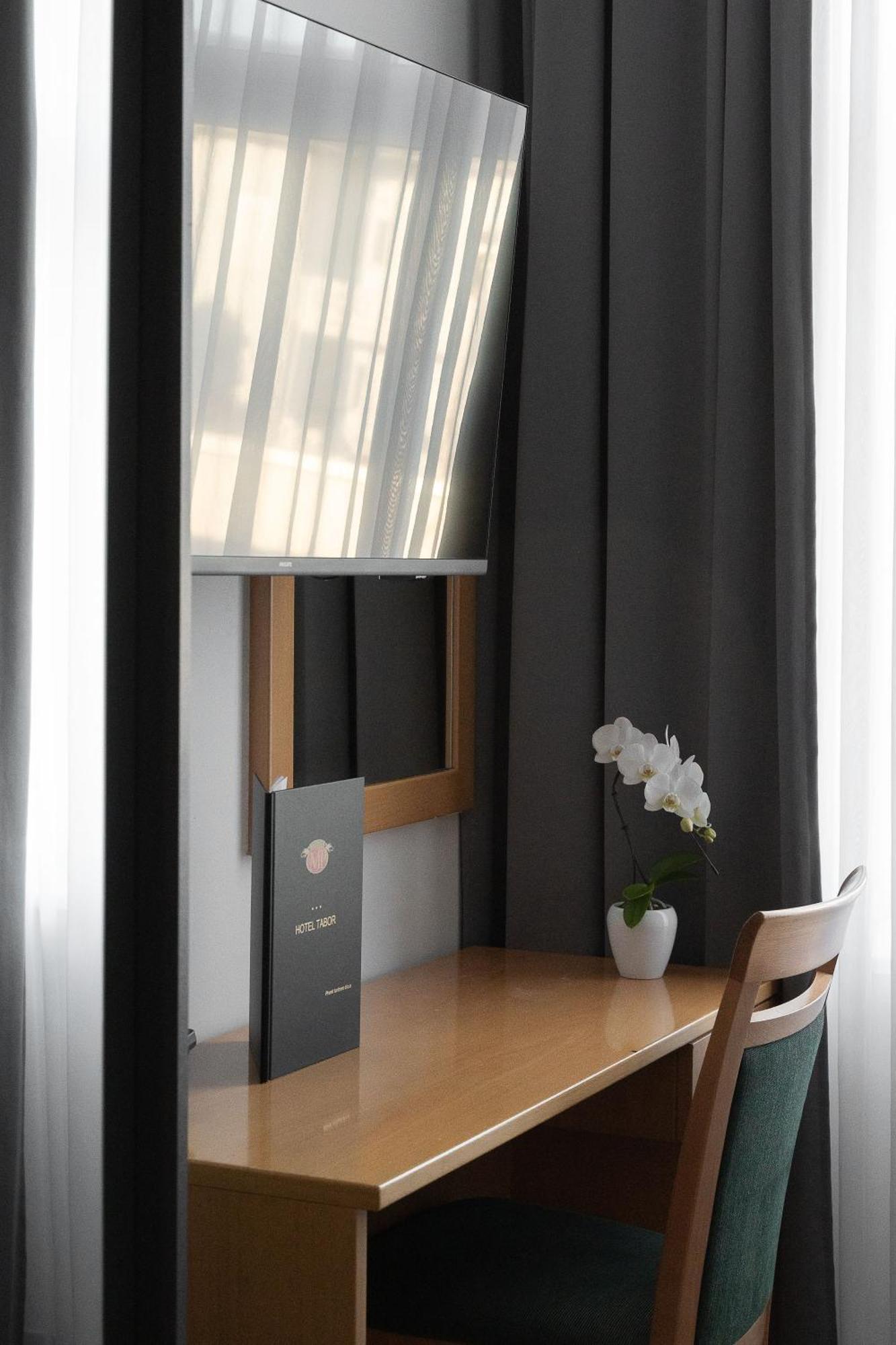 Hotel Tabor Sežana Extérieur photo
