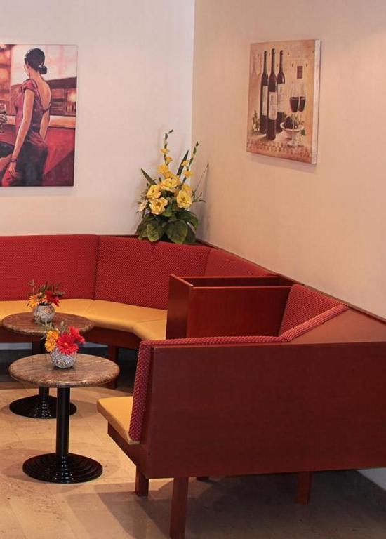 Hotel Tabor Sežana Extérieur photo